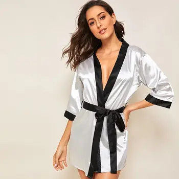 Mulheres Sexy, Charmoso Pijama Laço Aparado Multicolor Camisola Tentação Escavado Sutiã de Uma peça de Líquido Meias de Saia Curta